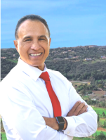 Oscar Cifuentes Military friendkly reak estate agent in San Diego CA